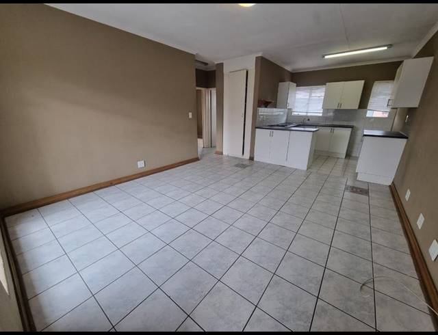 2 BEDROOM TOWNHOUSE FOR SALE IN BRACKENDOWNS